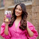 Srishty Rode Instagram – #AD Trying out the new colour from the @LOrealParis Casting Creme Gloss Ultra Visible, and let me tell you I’m just in love with my hair.
It has no ammonia, gives a vibrant colour even on dark hair, and lasts 32 washes. It made my hair 5X glossier and shinier even on dark hair.
I chose the Shade 632 Light Golden Brown
@mynykaa
#LOrealParis #UltraVisibleHairColor #MyHairColorMyExpression #LOrealParisIndia
*24Hr prior allergy patch tests should be done
