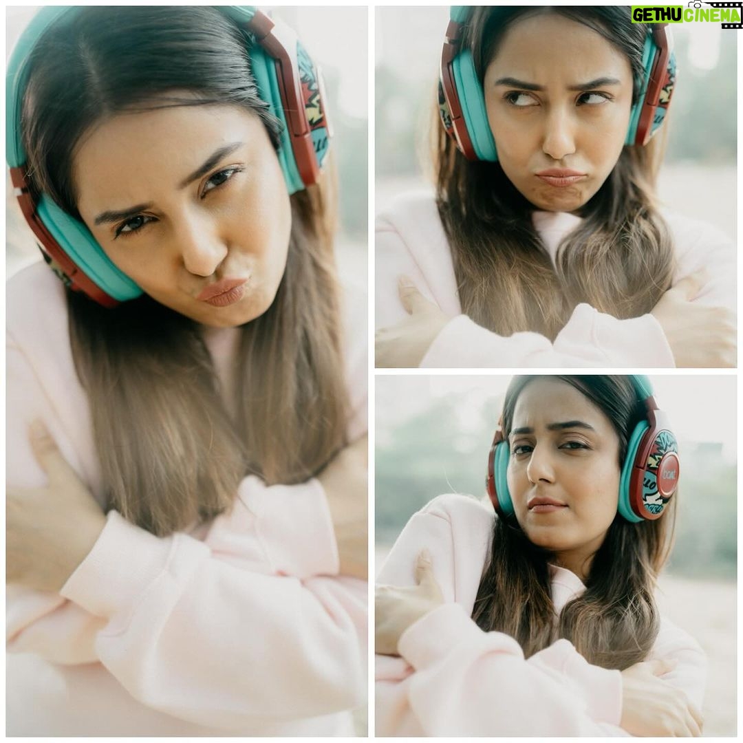Srishty Rode Instagram - MOOD ✨ . 📸 @pixelpassion.in