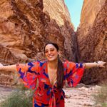 Srishty Rode Instagram - First time in Wadi Rum 🤎 An oasis of calm amidst desert sands. Nights painted with stars ✨ From camel rides to train tours, every moment a desert dream. Delicious food, cozy tents, and an unforgettable stay . I’ve fallen for Wadi Rum’s enchantment 🤎 @visitjordan @thinkstrawberries #visitjordan #kingdomoftime . Wearing :- @ordinaree.in