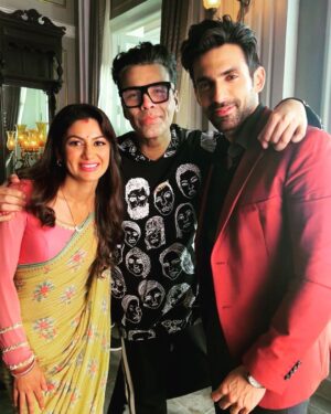 Sriti Jha Instagram - This happened a year ago and I have kept calm for far too long
This was an absolutely insane day on a Dharma set. You see that smile… if the corner of my lips could reach the ears you’d know how I felt exactly. 
There was the very well known hamper in the vanity van-  OUTRAGEOUS - with a  handwritten note 😭
Thank you @karanjohar @dharmamovies, Shauna  and team for an absolutely gorgeous shoot day
Go watch #rockyaurranikipremkahani 
P.s: I WOULD WRITE THE WHOLE CAPTION IN CAPITALS BUT AM I THAT DHARMATIC? 😉… oh cmon! This gives me license to be a little corny. I’m so sick with joy!!!
#grateful #showoff #igotmeselfahamper