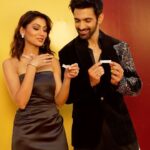 Sriti Jha Instagram - You made it happen! 💖 As promised, here’s your well-deserved reward. Enjoy this exclusive behind-the-scenes peek into the adorable moments of Amruta and Virat, just for you. Watch #DanubePropertiesZeeRishteyAwards on 10th March, Sunday, at 7 PM, exclusively on #ZeeTV, or anytime, anywhere on @zee5shows. #ZeeRishteyAwards2024 #BTS @bandhan_bank @danubeproperties @cadburydairymilkin @garnierindia @rajdhaniworld @himalaya_facecare @colgatein @arjitaneja @itisriti