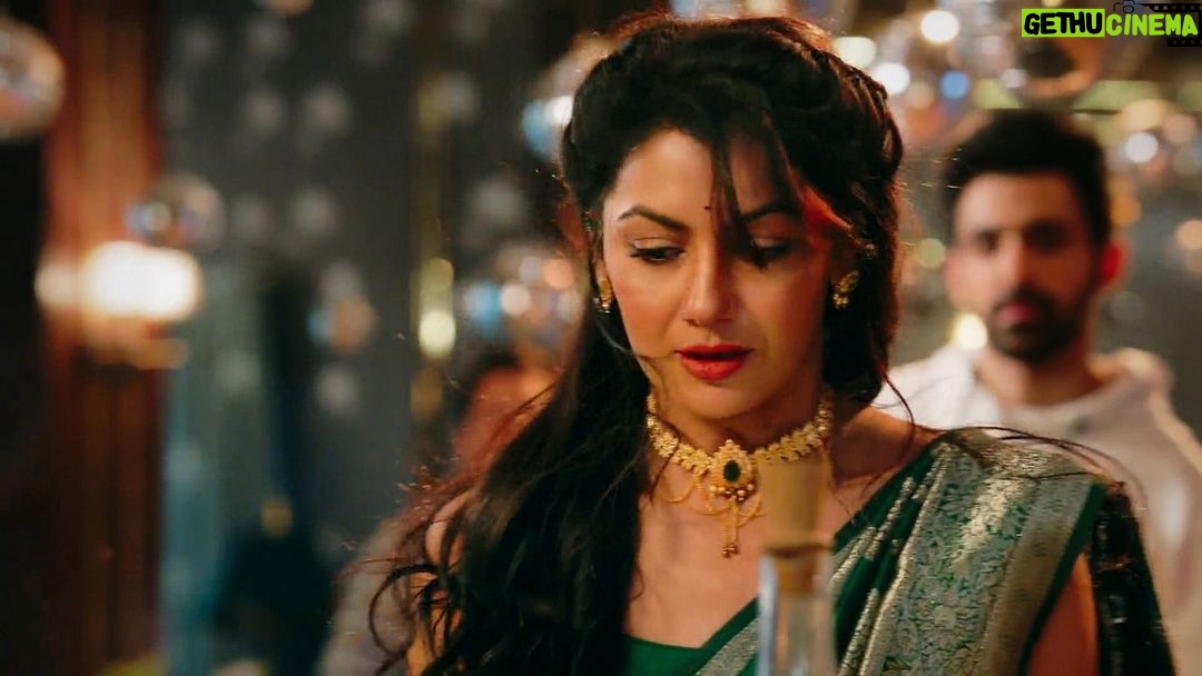 Sriti Jha Instagram - Darling she’s nightmare Dressed like a day dream