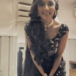 Sriti Jha Instagram – Vanity ke lifaafe se