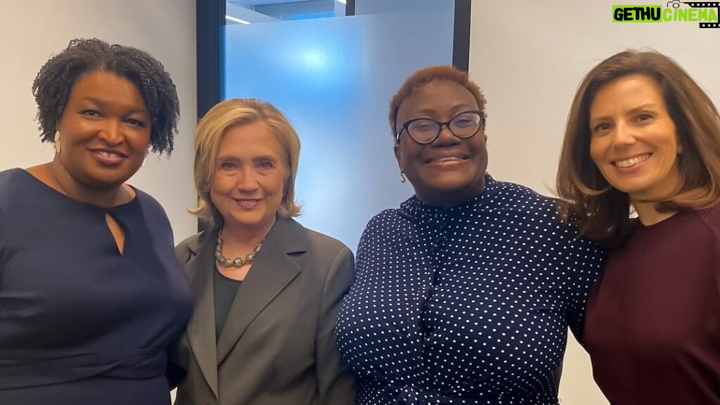 Stacey Abrams Instagram - Excited to be with @Columbia.SIPA as they launch the newly formed @columbiaIGP, under the leadership of Dean @YarhiMilo and @HillaryClinton. This is institute is more than just a think tank; it's a hub for innovation and civil discourse. From geopolitical stability to democratic resilience, we're tackling the world's most pressing challenges head-on. I look forward to collaborating with a diverse cohort of leaders and scholars as a fellow in 2024 to drive meaningful change. Let’s get to work.