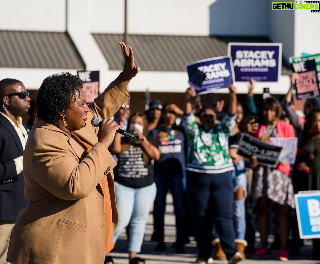 Stacey Abrams Instagram - I have seen a lot of hope and joy on the road this week. From Albany to Augusta and everywhere in between, folks are telling me that they have voted early, or that they are excited to get to the polls this weekend. So much is at stake in Georgia, but I know Georgians are not afraid, and we will not back down. I will fight alongside you every step of the way, and I will continue to reach out, meet you where you are, and make sure that your vote is counted in this election. Let’s get it done. I can’t wait to see many of you soon. Find more stops on our bus tour here: staceyabrams.com/bus-tour