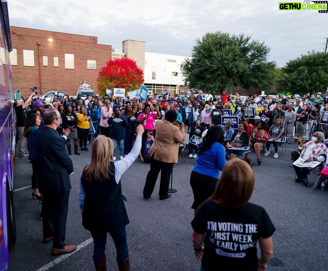 Stacey Abrams Instagram - I have seen a lot of hope and joy on the road this week. From Albany to Augusta and everywhere in between, folks are telling me that they have voted early, or that they are excited to get to the polls this weekend. So much is at stake in Georgia, but I know Georgians are not afraid, and we will not back down. I will fight alongside you every step of the way, and I will continue to reach out, meet you where you are, and make sure that your vote is counted in this election. Let’s get it done. I can’t wait to see many of you soon. Find more stops on our bus tour here: staceyabrams.com/bus-tour