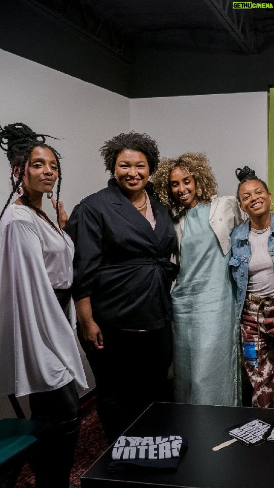 Stacey Abrams Instagram - It was lovely meeting @mereba and her crew last week. Congrats on your performance at @aliciakeys' World Tour, and thank you for helping spread the word about voting!