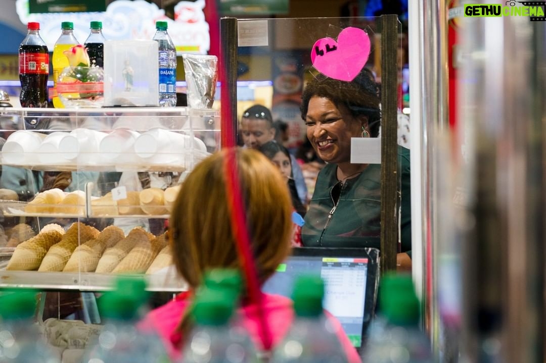 Stacey Abrams Instagram - Yesterday I had the pleasure of meeting many Latino business owners and talking with them about how my plans to support small businesses in Georgia will help them and their communities. As a small business owner, I know that the playing field is not level in Georgia currently — too many minority-owned businesses struggle to access capital. As governor, I will make sure Georgians can start and sustain their own businesses so that their children and families can access new opportunities and thrive.