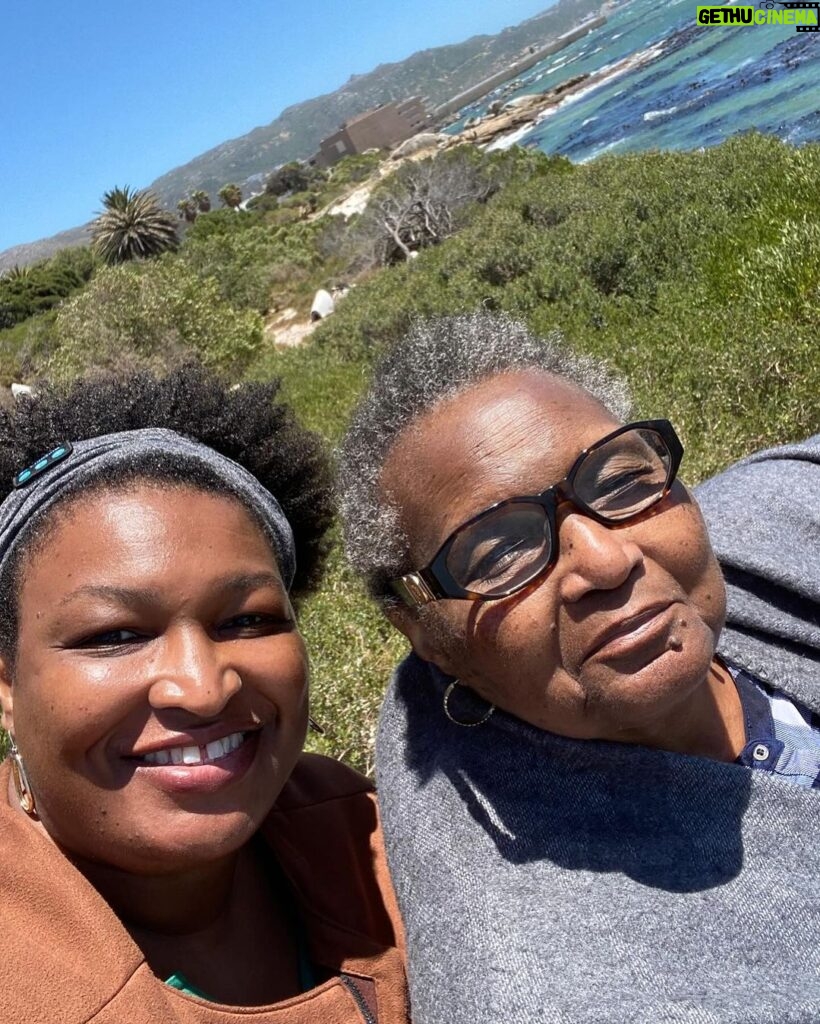 Stacey Abrams Instagram - Happy 75th Birthday to my extraordinary mother, Rev. Carolyn Abrams! Thank you for teaching me to appreciate words, welcome challenges and serve my community. Love you!