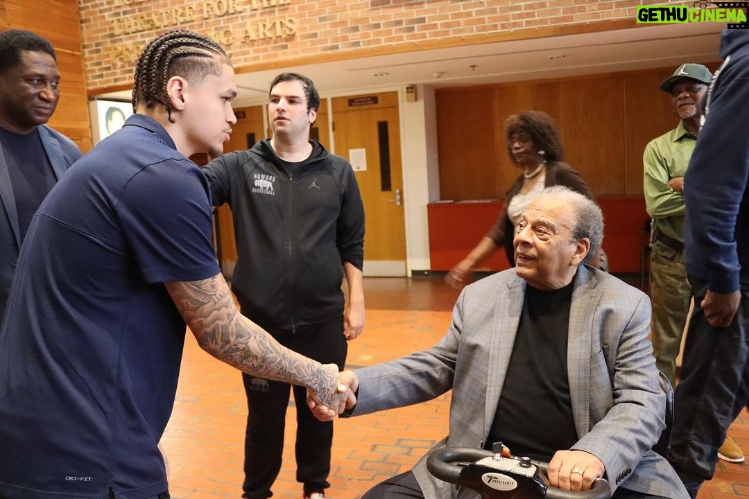 Stacey Abrams Instagram - On Friday, we toured The King Center accompanied by 2 of the foremost Civil Rights leaders in U.S. history: Ambassador Andrew Young and Stacey Abrams. It was a tremendously powerful morning as we honored Dr. King’s legacy. You come to #TheDreamFactory for moments like these. 📸: @harmonylovemedia