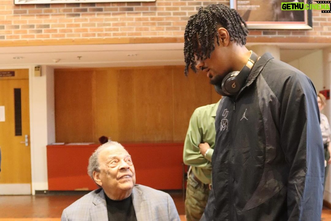 Stacey Abrams Instagram - On Friday, we toured The King Center accompanied by 2 of the foremost Civil Rights leaders in U.S. history: Ambassador Andrew Young and Stacey Abrams. It was a tremendously powerful morning as we honored Dr. King’s legacy. You come to #TheDreamFactory for moments like these. 📸: @harmonylovemedia