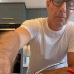 Stanley Tucci Instagram - Saturday afternoon. 🍅 London, United Kingdom
