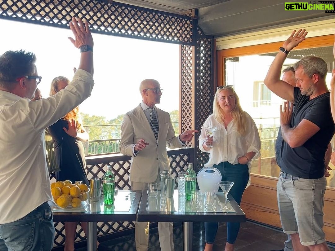 Stanley Tucci Instagram - 🇮🇹 After a day filming in Calabria it was time for a cocktail 🍸🍋 @tanqueraygin #AD #paidpartnership Italy
