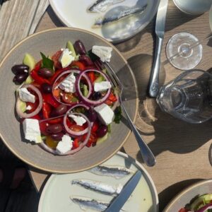 Stanley Tucci Instagram - A rare few days respite alone with @felicityblunt at @watergatebay where the sun was shining, the food (best Greek salad ever) was incredible and the rooms a delight. Could not have hoped for more. We walked the costal path and she did really well to keep up. (When keeping up means being 20 yards ahead the whole time). Very proud of her.