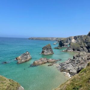 Stanley Tucci Instagram - A rare few days respite alone with @felicityblunt at @watergatebay where the sun was shining, the food (best Greek salad ever) was incredible and the rooms a delight. Could not have hoped for more. We walked the costal path and she did really well to keep up. (When keeping up means being 20 yards ahead the whole time). Very proud of her.