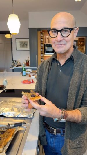 Stanley Tucci Instagram - Pissaladière with leek and onion. 🧅