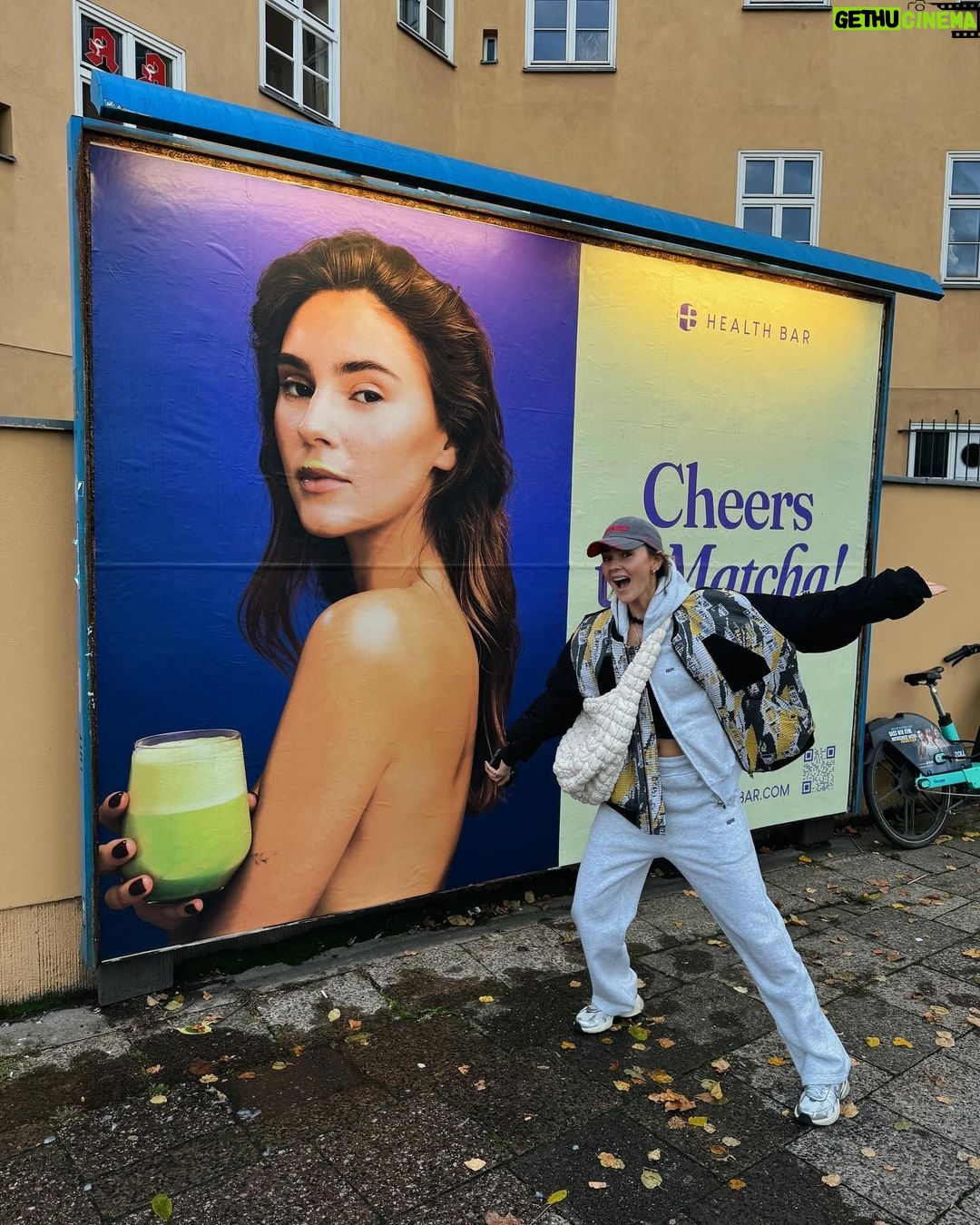 Stefanie Giesinger Instagram - anzeige | it’s ya girl with @healthbar_matcha 🍵 BE GORGEOUS. DRINK MATCHA. Berlin, Germany