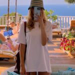 Stefanie Giesinger Instagram - Can‘t stop smiling Capri, Italy