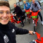 Stefano Lepri Instagram – E si sfreccia in mezzo al traffico sotto la pioggia 🌧