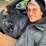 Stefano Lepri Instagram - Veramente mi hanno fatto guidare un Audi TT con questi capelli ? 😂 Anno prossimo mi prendo l’R8 🏎 349/366