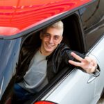 Stefano Lepri Instagram – Ho proprio la faccia da: “ Ho rubato quest’auto ma se sorrido e c’è un fotografo professionale crederanno che sto lavorando “ 😂 voi cosa ne pensate ? 😅 316/366 #mini #bmw @zanella_productions