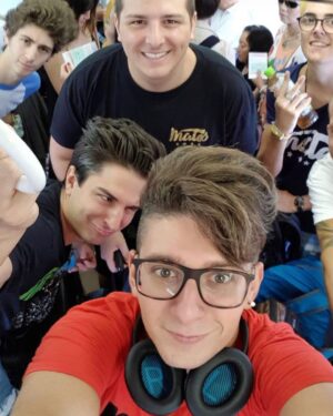 Stefano Lepri Instagram - Ma di preciso quando decisi di tenermi quel ciuffo, in quel modo.. che cosa mi passava per la testa ? 😂 249/366 #japan #mates