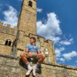 Stefano Lepri Instagram – Bei tempi quando le uniche delusioni che ricevevo provenivano dai castelli di sabbia che, quando tiravo su la formina, si sgretolavano tutti … 
240/366 Castello di Poppi