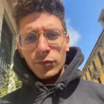 Stefano Lepri Instagram - oggi è imbronciato 🤷‍♂️