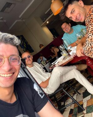 Stefano Lepri Instagram - Godiamoci lo spettacolo 🎭