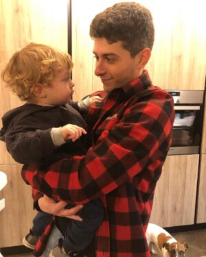 Stefano Lepri Instagram - Adesso cammini e combini un sacco di guai 😁 quando inizierai a parlare avremo molte cose da raccontarci piccolo Noah ❤️