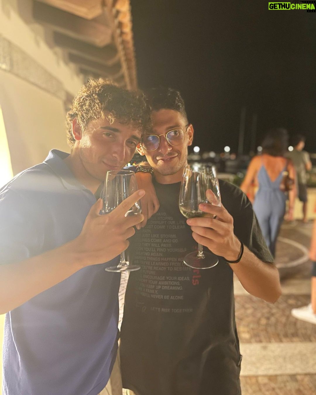 Stefano Lepri Instagram - spensieratezza ☀️