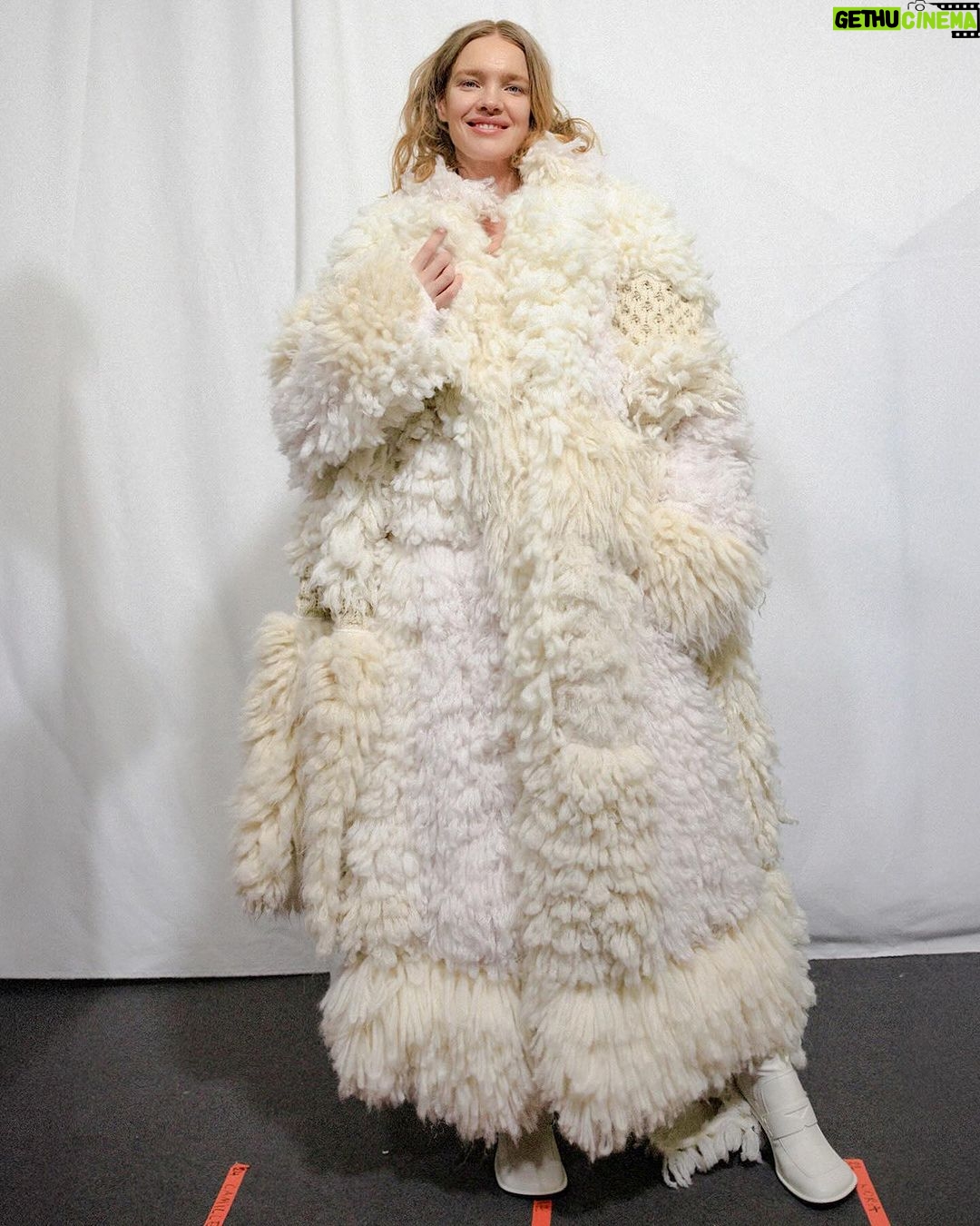Stella McCartney Instagram - A MESSAGE FROM MOTHER EARTH: Soft natural tones, sculptural silhouettes and sensual reveals define the collection. This season, 90% of ready-to-wear is crafted from responsible materials. As always, the collection is free from leather, feathers, fur and exotic skins. Shop an exclusive edit of #StellaWinter24 pieces now in-store and at stellamccartney.com #StellaMcCartney #PFW24 #MotherEarth