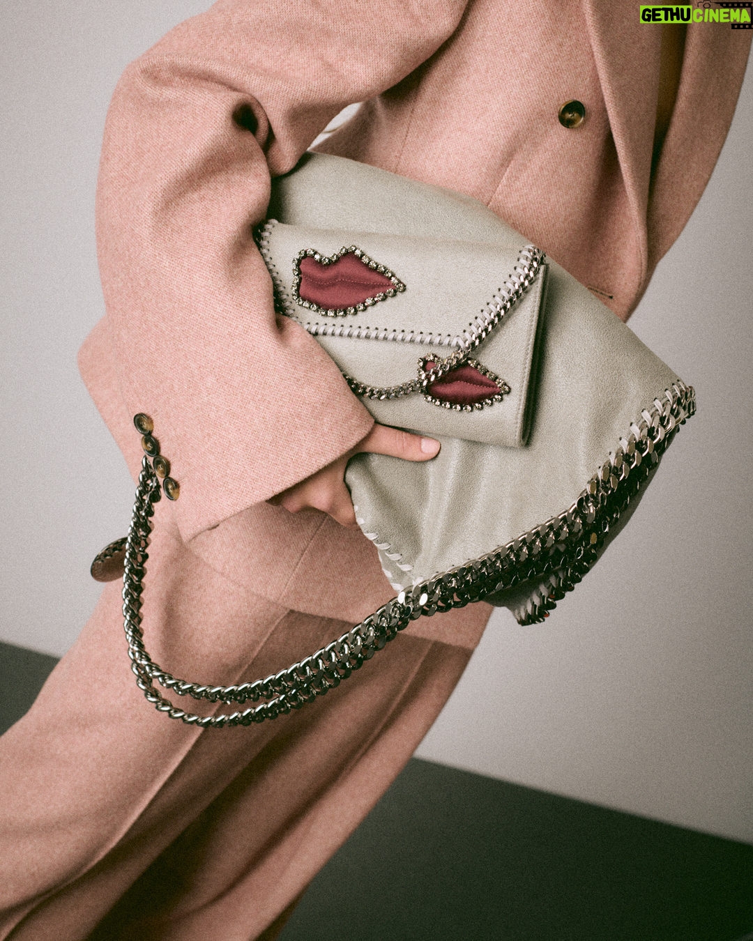 Stella McCartney Instagram - A MESSAGE FROM MOTHER EARTH: Shop the Winter 2024 runway now with limited-edition iconic #Falabella bags, inspired by the collection’s lip motifs. Lips are a symbolic homage to timeless Stella codes — womanhood, sensuality and activism, serving as the voice of Mother Earth. Shop an exclusive edit of #StellaWinter24 pieces now in-store and at stellamccartney.com #StellaMcCartney #PFW24 #MotherEarth