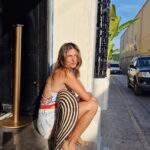 Stephanie Cayo Instagram - Hay miradas que son nuevas…🤍 Viva este País que es mi segunda casa, llegué a los 18 años y descubrí colores y sonidos, abrazos y sonrisas que cambiarían mi vida para siempre.. siempre es un placer volver… 🇨🇴 - There are looks that are new...🤍 Long live this Country that is my second home, I arrived at 18 years old and discovered colors and sounds, hugs and smiles that would change my life forever... it is always a pleasure to return... 🇨🇴