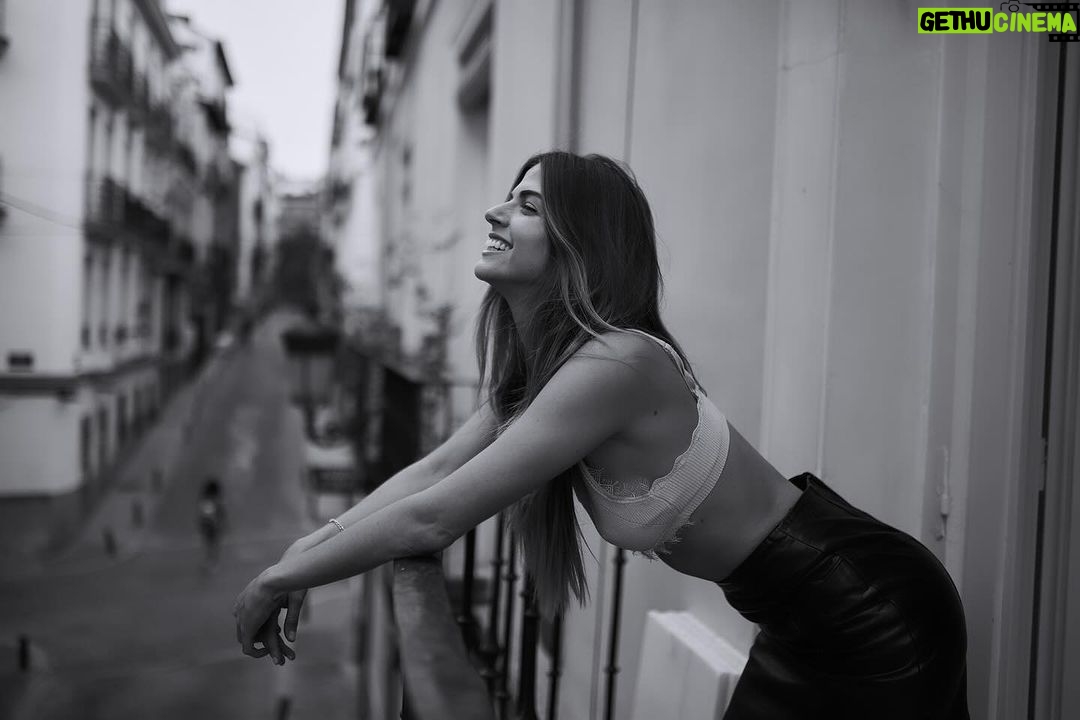 Stephanie Cayo Instagram - Era un mundo tratar de contarlo todo, era poco lo que se podía decir.. considerando tu astucia y mis nervios, pero cuándo he sido nerviosa yo? Habría que recordar.. Ha podido convertirse en algo habitual algo que solo soñaba? Quizás mágico por no decir más que eso…Menos, sería injusto y más, sería poco creíble. Pero de creer ya sabemos que no es lo que abunda en estos tiempos. Creemos en todo menos en lo que sería increíble creer. Creemos que escuchamos pero no es así, están muy ocupados en sus propios pensamientos. Quizás ni piensan algunos, solo hablan y uno escucha solo palabras. Hablando menos he entendido más que nunca. Lo que verdaderamente hay que entender. S.🤍 📸 @giuseppefalla - It was a world for me trying to say everything, there was little that could be said considering your cunning and my nerves, but when have I been nervous? Would I have been able to make something I only dreamed of into a regular occurrence? Perhaps magical to say the least. Less would be unfair, more would not be credible. But believing, we already know that it is not abundant these days. We believe in all things, but not in what would be incredible to believe. We think we are listening but we are not, they are very busy with their own thoughts. Maybe some don’t even think, they just talk and you only hear words. By speaking less he understood more than ever. What you truly need to understand. S. 🤍 Madrid, Spain