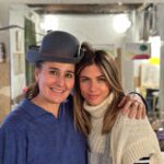 Stephanie Cayo Instagram - Ella es Carmen, Carmen es dulce, intuitiva al 100% y buena para conversar, habla con los ojos.. Carmen mueve la distribución del salón cuando llega porque cada día siente algo distinto.. nunca un día es exactamente igual al anterior.. Venir a su clase es una aventura cada vez, nunca sabes lo que va a hacer y por ende lo nuevo que vas a descubrir. De las cosas que he ido aprendiendo, que puedo compartirles, es qué hay que ir más despacio… con más calma. Porque solo así puedes absorber lo verdaderamente importante, darte el tiempo para poner aquello en el Cuerpo, en la práctica, porque si solo se entiende con la cabeza.. rápidamente se olvida.. Vivir en el cuerpo… Cómo cuidar al otro sin sobre proteger? Cómo es esto de ser madre sin ser madre? Saber estar pero dar plena libertad… Una voz dulce tiene más llegada que una voz firme 🤍 Les iré contando lo que se me ha ido quedando este 2023… - Her name is Carmen, Carmen is sweet, 100% intuitive and great ti talk to, she speaks with the eyes. Carmen moves the layout of the room when she arrives because every day she feels something different... never is one day exactly the same as the previous one... Coming to her class is an adventure every time, you never know what she is going to do and therefore what new things you are going to discover. One of the things that I have been learning, that I can share with you, is that you have to go slower... more calmly. Because only then can you absorb what is truly important, give yourself the time to put that in the Body, in practice, because if you only understand it with your head... you quickly forget it. Living in the body... How to care for others without overprotecting? What is it like to be a mother without being a mother? Knowing how to be there but give full freedom... A soft voice has more reach than a firm voice. 🤍 Barrio De Las Letras, Madrid