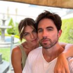 Stephanie Cayo Instagram - Te quiero ♥️ to the moon and back. My brother i loveee you - Cuando las palabras no encuentran salida, tu siempre estás ahí. Cuando el sentimiento se hace muy pesado, tu siempre estás ahí. Cuando lo qué hay que decir es demasiado profundo tu sabes cómo volverlo liviano y encima me haces reír con tú filosofía extravagante de la vida♥️ Dance Studio Peru