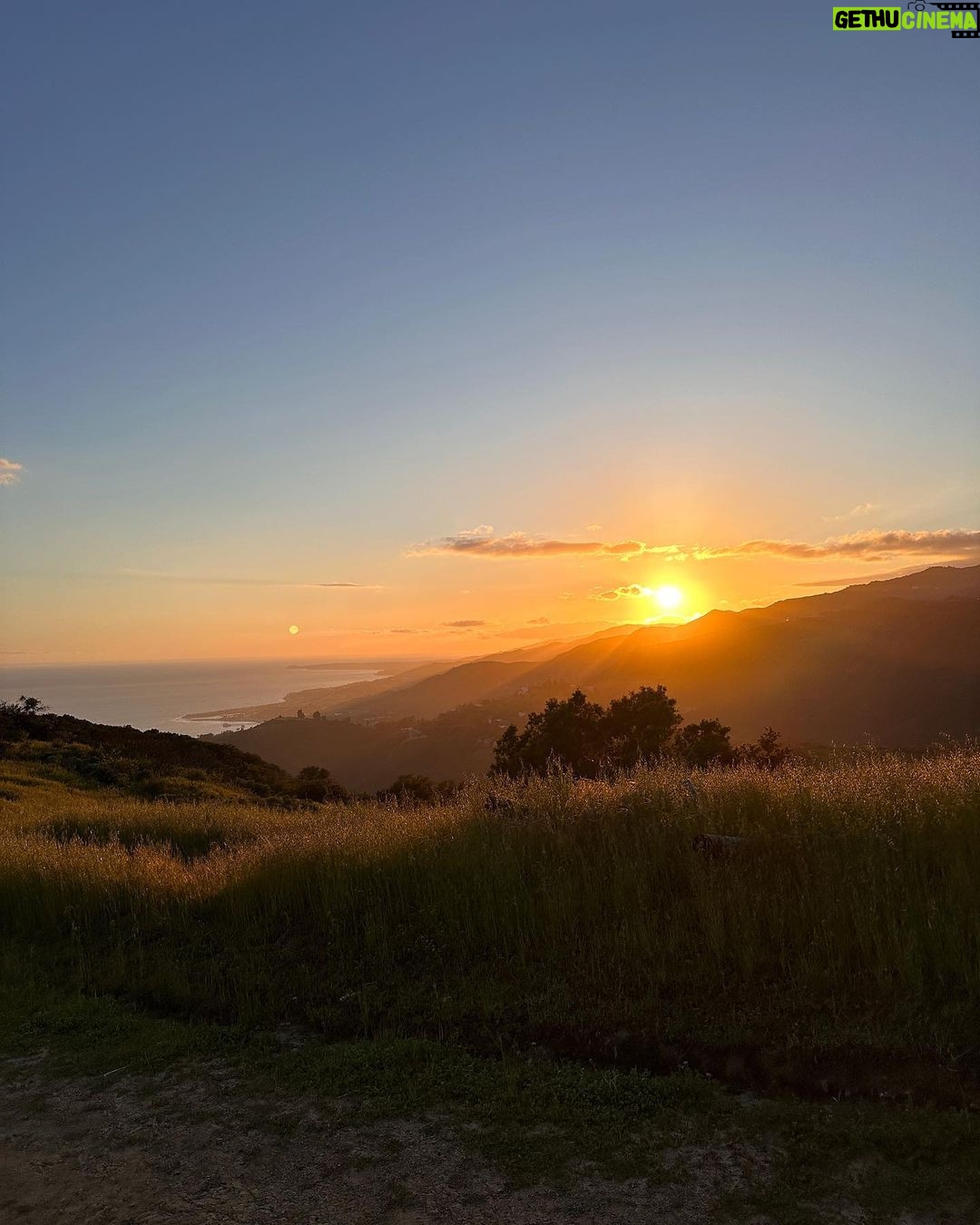 Stephanie Cayo Instagram - 💚 Topanga, California
