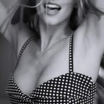 Stephanie Cayo Instagram - Era un mundo tratar de contarlo todo, era poco lo que se podía decir.. considerando tu astucia y mis nervios, pero cuándo he sido nerviosa yo? Habría que recordar.. Ha podido convertirse en algo habitual algo que solo soñaba? Quizás mágico por no decir más que eso…Menos, sería injusto y más, sería poco creíble. Pero de creer ya sabemos que no es lo que abunda en estos tiempos. Creemos en todo menos en lo que sería increíble creer. Creemos que escuchamos pero no es así, están muy ocupados en sus propios pensamientos. Quizás ni piensan algunos, solo hablan y uno escucha solo palabras. Hablando menos he entendido más que nunca. Lo que verdaderamente hay que entender. S.🤍 📸 @giuseppefalla - It was a world for me trying to say everything, there was little that could be said considering your cunning and my nerves, but when have I been nervous? Would I have been able to make something I only dreamed of into a regular occurrence? Perhaps magical to say the least. Less would be unfair, more would not be credible. But believing, we already know that it is not abundant these days. We believe in all things, but not in what would be incredible to believe. We think we are listening but we are not, they are very busy with their own thoughts. Maybe some don’t even think, they just talk and you only hear words. By speaking less he understood more than ever. What you truly need to understand. S. 🤍 Madrid, Spain
