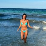 Stephanie Cayo Instagram - Se han acabado las vacaciones… por ahora… 🌊 - Vacations are over.. for now…