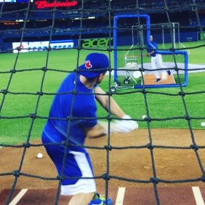 Stephen Amell Instagram - Going yard.