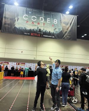 Stephen Amell Instagram - Robbie is great in the movie, but he can’t take a photo for shit.
