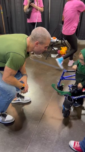 Stephen Amell Instagram - This kid is a dude!