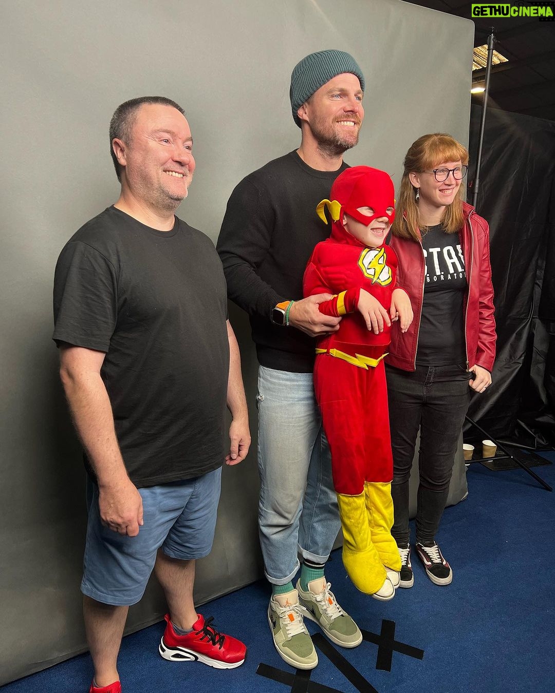 Stephen Amell - 109.7K Likes - Never gets old…
Part 2.