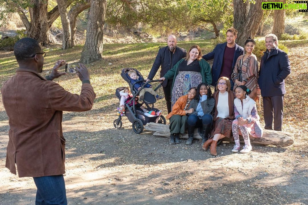 Sterling K. Brown Instagram - The artist > The art 🎨 #ThisIsUs