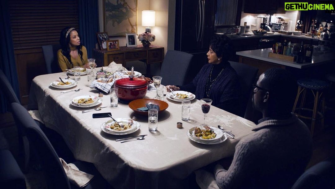 Sterling K. Brown Instagram - Family dinners. A story in pictures.👉🏿 #ThisIsUs