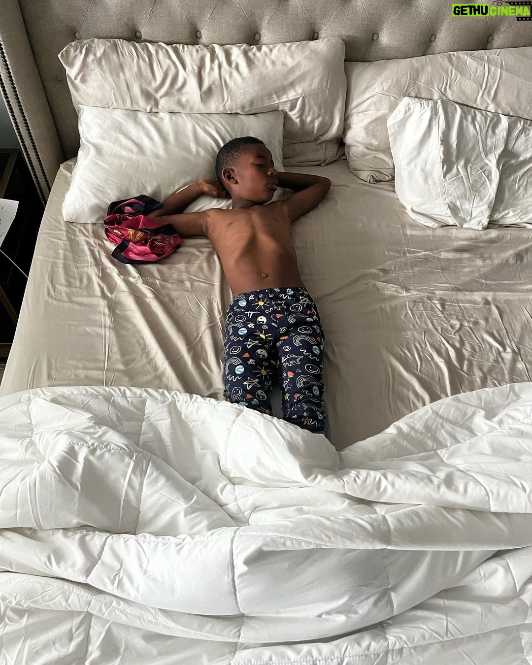 Sterling K. Brown Instagram - Like it’s his deggum bed, nahmean? #TooComfortable #TotallyMyFault #WeBabyTheBaby #SorryNotSorry