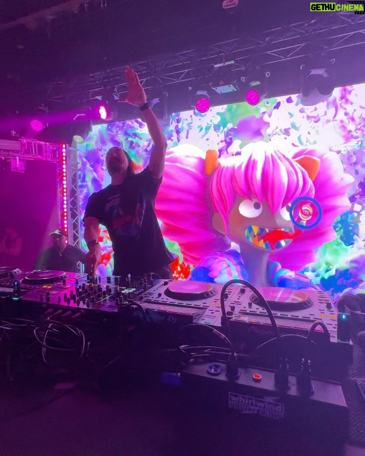 Steve Aoki - 134.8K Likes - Sold out Park City Utah and made a mess 🎂