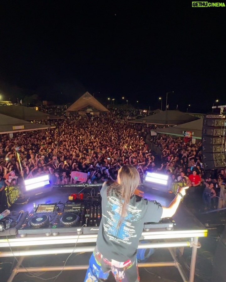 Steve Aoki Instagram - Sold out my Hawaii show! My brother @kevaoki holds it down out here for the Aoki fam so it’s become my second home for me. Mahalo!! 1. My club remix for Hungry Heart literally dropped yesterday. 2. Fam 3. Welcome to the @dimmak fam @wolfganggartner 4. Extra icing in Hawaii. These Hawaiian bakers didn’t hold back. 5. Yeaaaaaaahhhh @liljon voice 6. Everything U do makes me feel. #afroki 7. Group shot with my Hawaiian friends 8. Thank u @nostalgixmusic for rocking a set. U killed it! 9. Cake signs always get the priority 10. I ❤️ Hawaii Wet 'n' Wild Hawaii