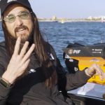 Steve Aoki Instagram - "I WON'T TOUCH ANYTHING." 🤣🤣 The moment @steveaoki realised a life-long dream - stepping inside his very own race boat! 💚 #E1Series #E1JeddahGP #SteveAoki Jeddah, Saudi Arabia